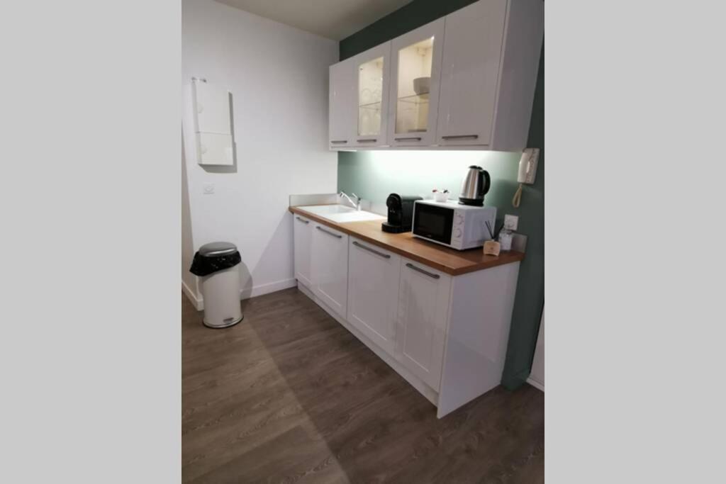 Appartement F2 Cosy Proche De L'Hyper Centre Caen Esterno foto
