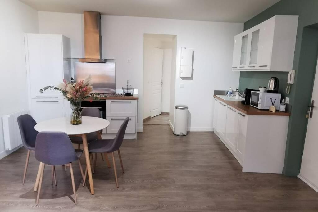 Appartement F2 Cosy Proche De L'Hyper Centre Caen Esterno foto