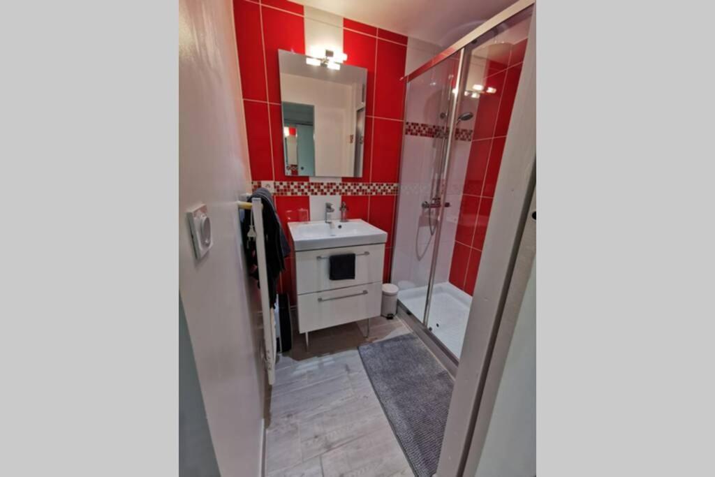 Appartement F2 Cosy Proche De L'Hyper Centre Caen Esterno foto